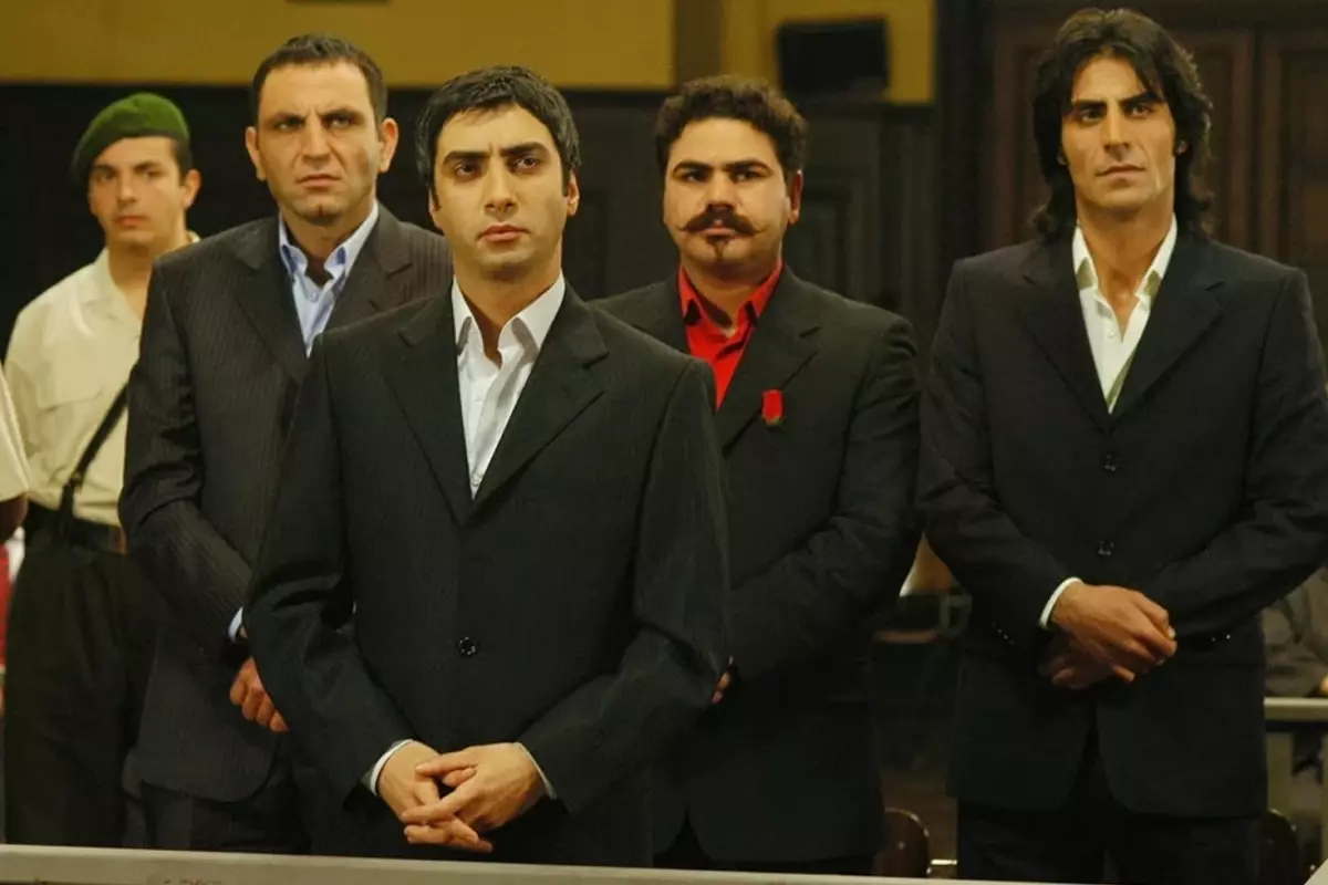 Uzun süredir gözlerden uzak yaşayan Erhan Ufak son halini paylaştı