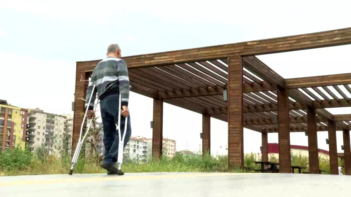 İsmet’in Akülü Sandalye Hayali Gerçekleşti