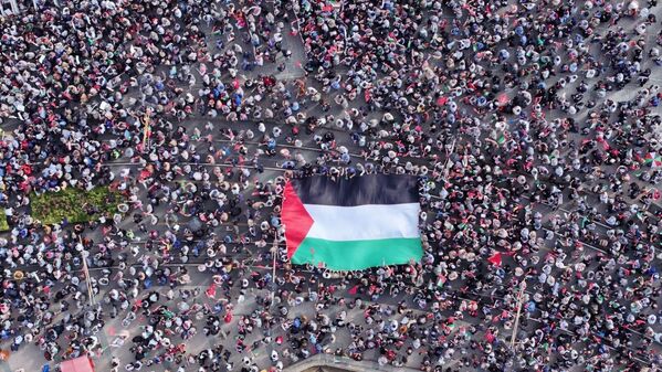 İstanbul’da denizden ve karadan Filistin’e ve Özgürlük Filosu’na destek
