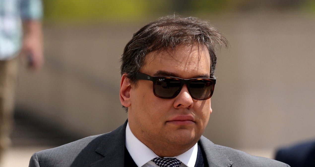 Trump, yolsuzluk yapan dostunu hapishaneden kurtardı