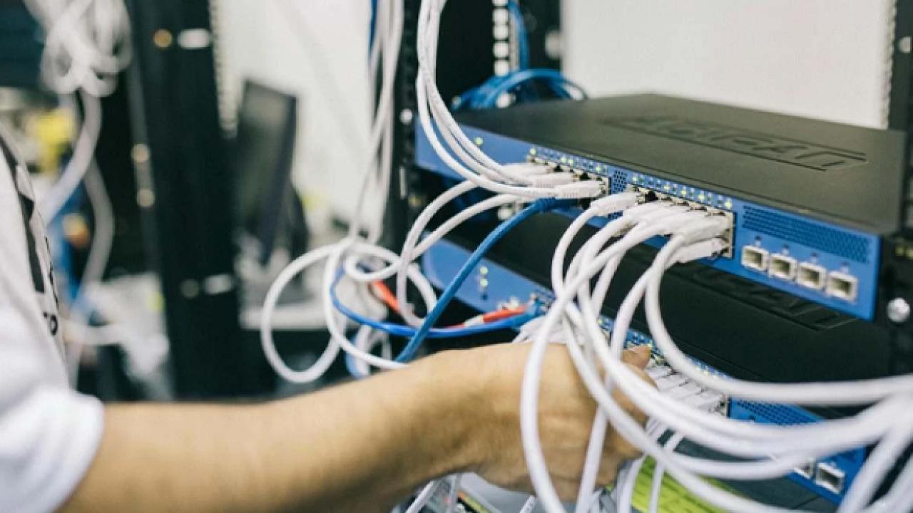 ABD merkezli teknoloji devi duyurdu! 2 bin 700 kişi işten çıkartılıyor