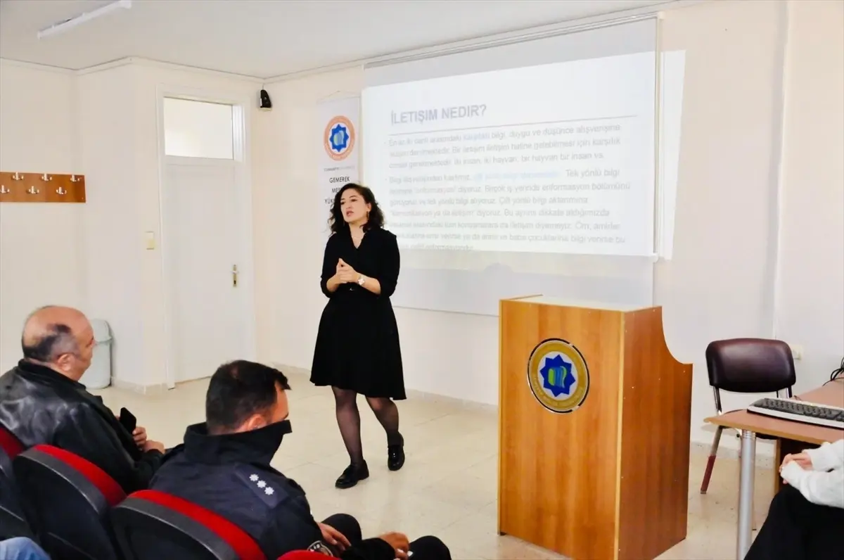 Emniyete İletişim Semineri