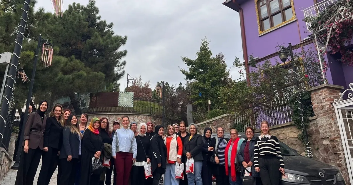 İzmit’te ‘Kadın Kadına Konak Buluşmaları’ sürüyor