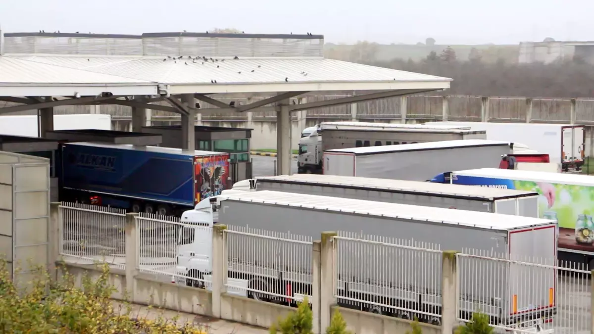 Kapıkule’de Rekor TIR Geçişi