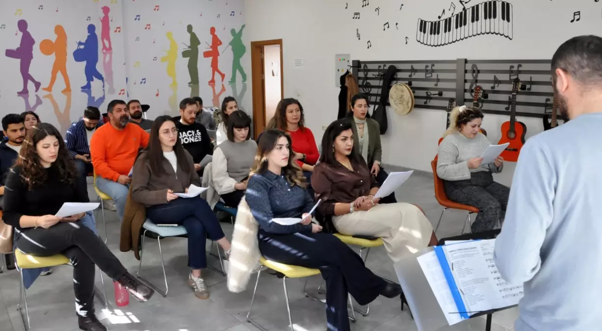 Korodaki öğretmenler türkülerle stres atıyor