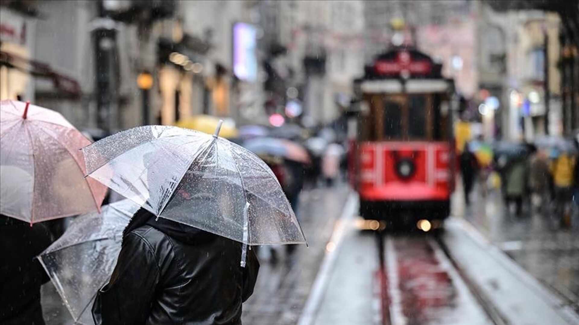 Meteoroloji’den 5 il için kuvvetli sağanak uyarısı: Hava sıcaklığı 5 derece azalıyor