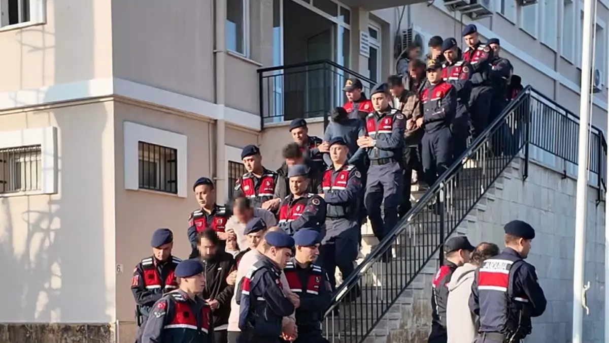 Sahte Borsa Uygulamasına Operasyon: 12 Tutuklama