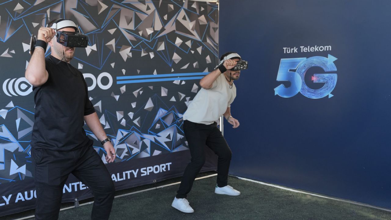 Türk Telekom, gençlik markası Selfy ile 7 farklı üniversitede ilk 5G deneyimini sundu