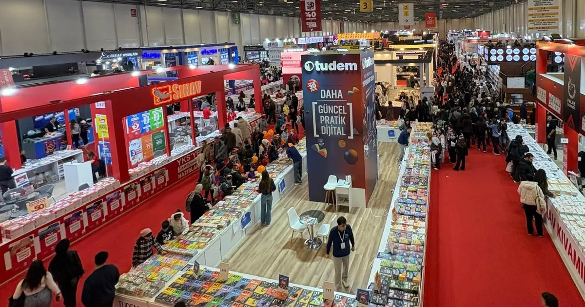 Keşanlı 8. sınıf öğrencileri Tüyap Kitap Fuarı’nda