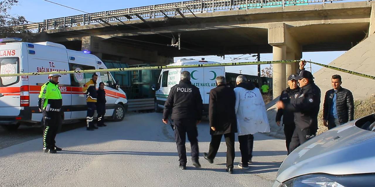 Malatya’da tren kazası: İşe gitmeye çalışan genç hayatını kaybetti