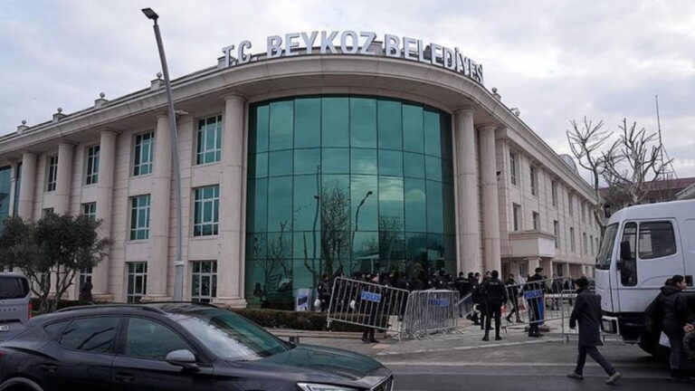beykoz-belediyesi-davasi-koseler-dahil-26-kisi-hakim-karsisinda-4XnYvXhX